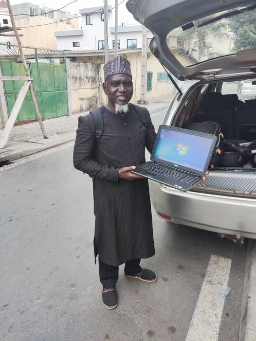 Magic Telemed offre des ordinateurs pour l’éducation et la solidarité💻📚